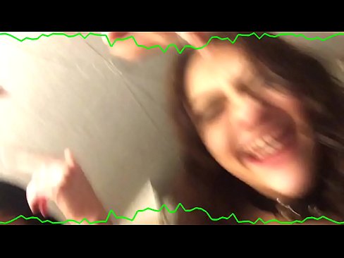 ❤️ Suruali mbili za kihemko za brunette mbili hukaa wanaharamu wa ajabu Video ya kutatanisha  ❌️❤